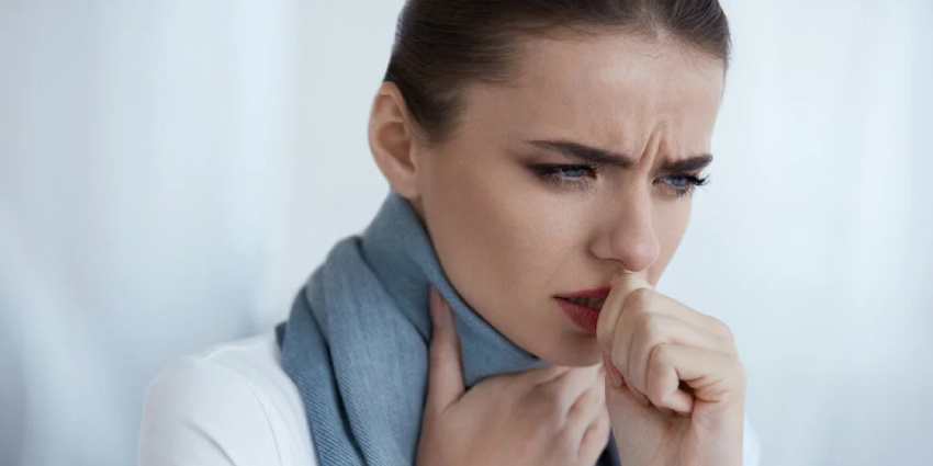 چه غذاهایی ممکن است گلودرد را بدتر کنند؟